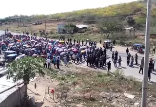 Bagua: profesores bloquearon tramo de la carretera Fernando Belaunde Terry 