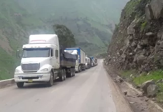 Carretera Central: rehabilitan vía entre Corcona y Chicla tras caída de rocas