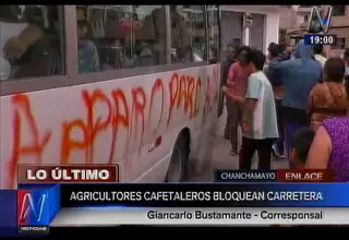 Chanchamayo: cafetaleros bloquean la Carretera Central por paro indefinido