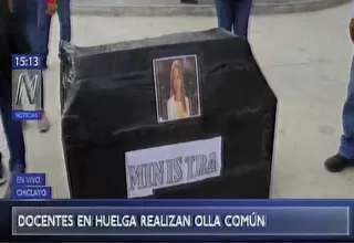 Chiclayo: profesores realizan marcha de sacrificio y olla común 