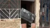 Chiclayo: Familia usa su televisor como barricada para evitar el ingreso del agua a su domicilio - Noticias de familia