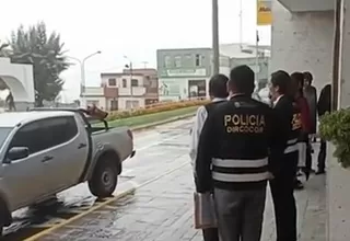 Abre investigación al alcalde de Socabaya por instalar un jacuzzi y máquina de ejercicios en su oficina