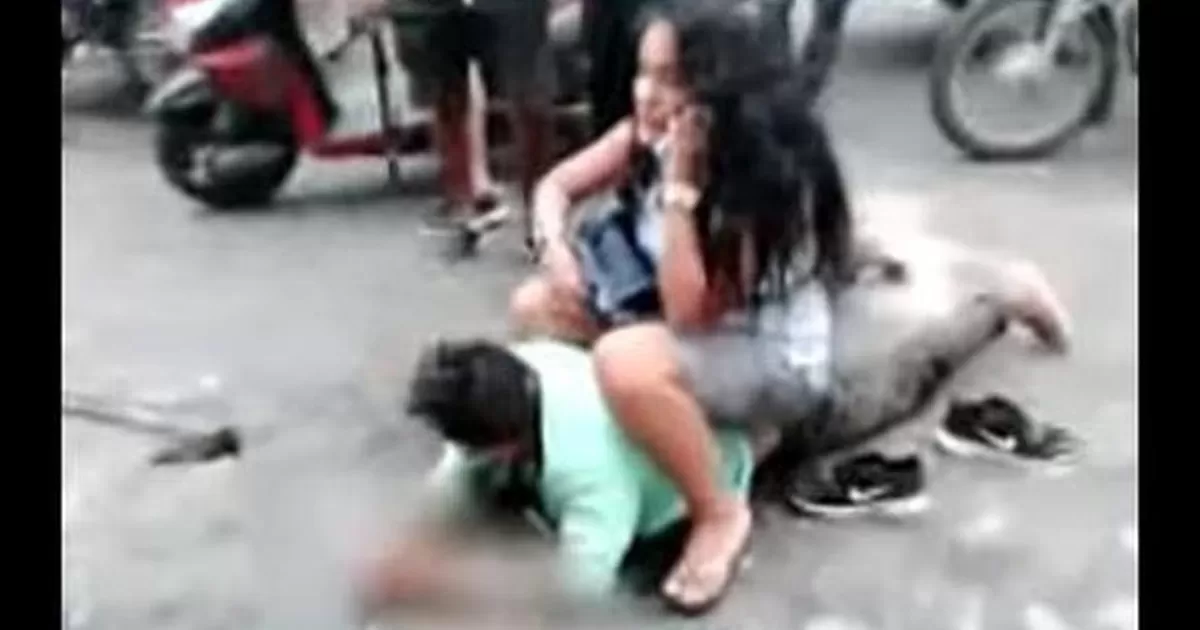 Iquitos: Fiscal se sentó sobre ladrón que le arrebató cadena de oro para que no fugue Iquitos: Fiscal se sentó sobre ladrón que le arrebató cadena de oro para que no fugue