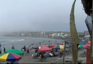 La Libertad: veraneantes acuden a playa de Huanchaco