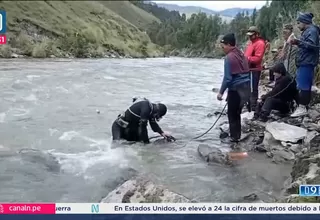 Huánuco: Un muerto y cuatro desaparecidos deja caída de auto al río marañón