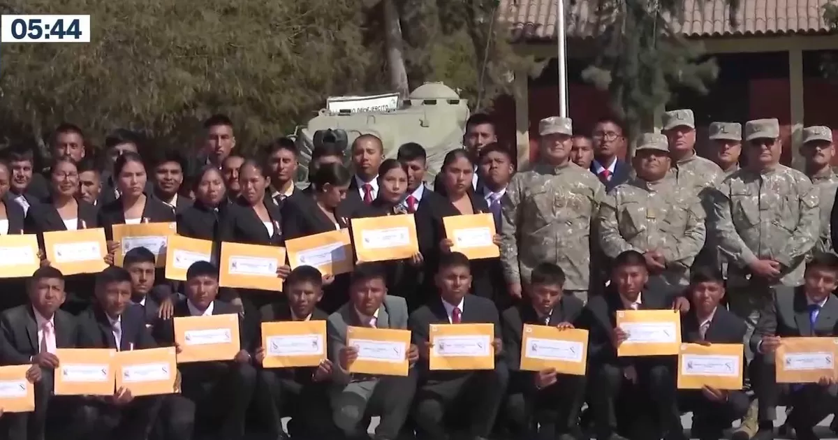 Se licenciaron 137 jóvenes tacneños tras cumplir el servicio militar voluntario