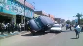 Tacna: carroza fúnebre con féretro adentro quedó inclinada tras choque - Noticias de feretro