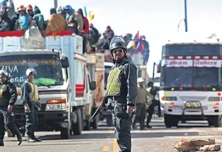 Tacna: camioneros peruanos bloquean carretera en frontera con Chile