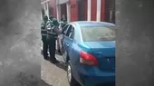 [VIDEO] Arequipa: Inspector de transportes fue atropellado por taxista - Noticias de transporte
