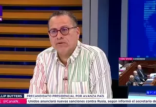 Phillip Butters: Me ubico en el centro derecho